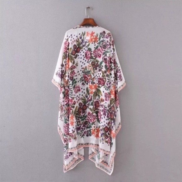 NWOT White Floral Kimono- One size fits all - Picture 3 of 6
